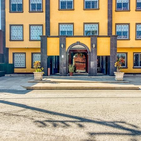 Monte Salerno Hotel&Suites Montemorelos Esterno foto
