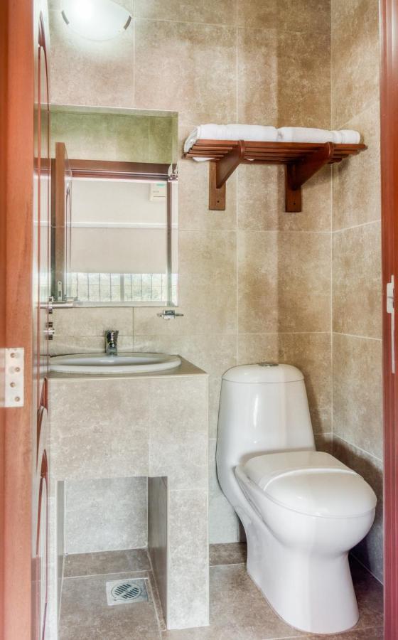 Monte Salerno Hotel&Suites Montemorelos Esterno foto